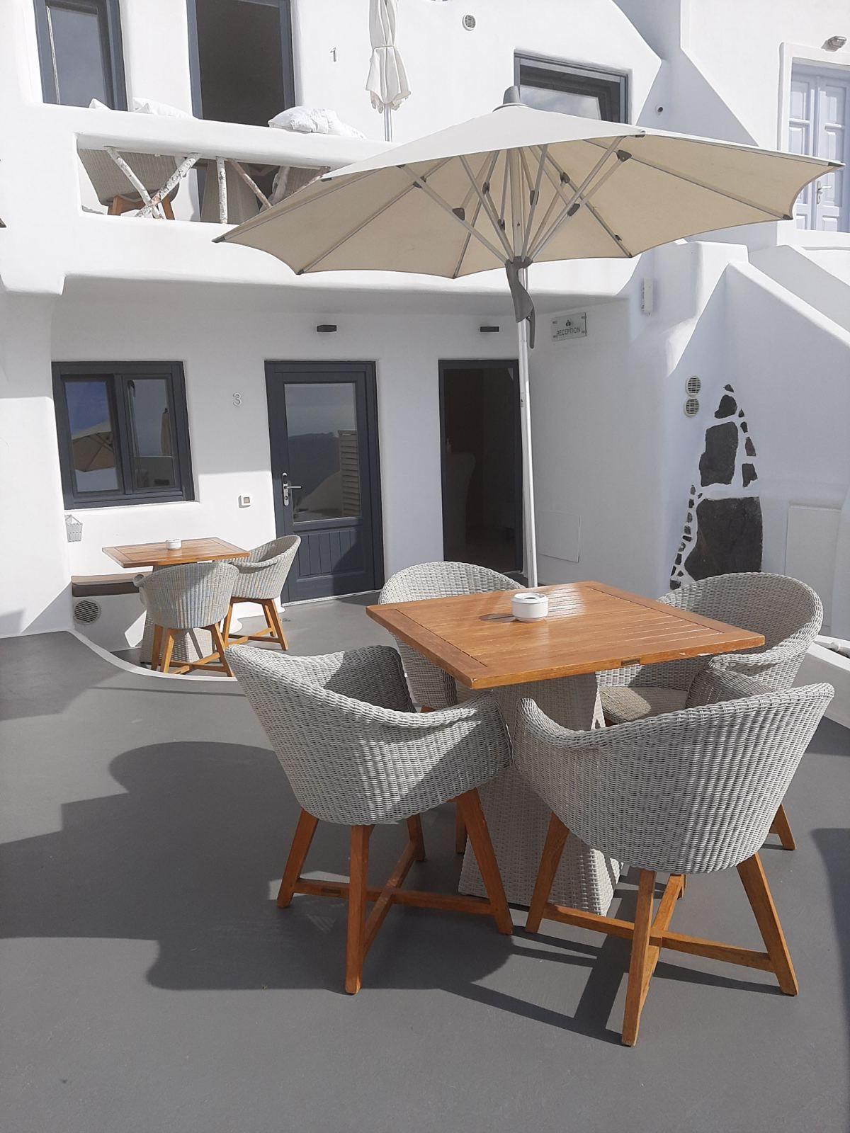 Chic Hotel Santorini Firostefani Exterior photo