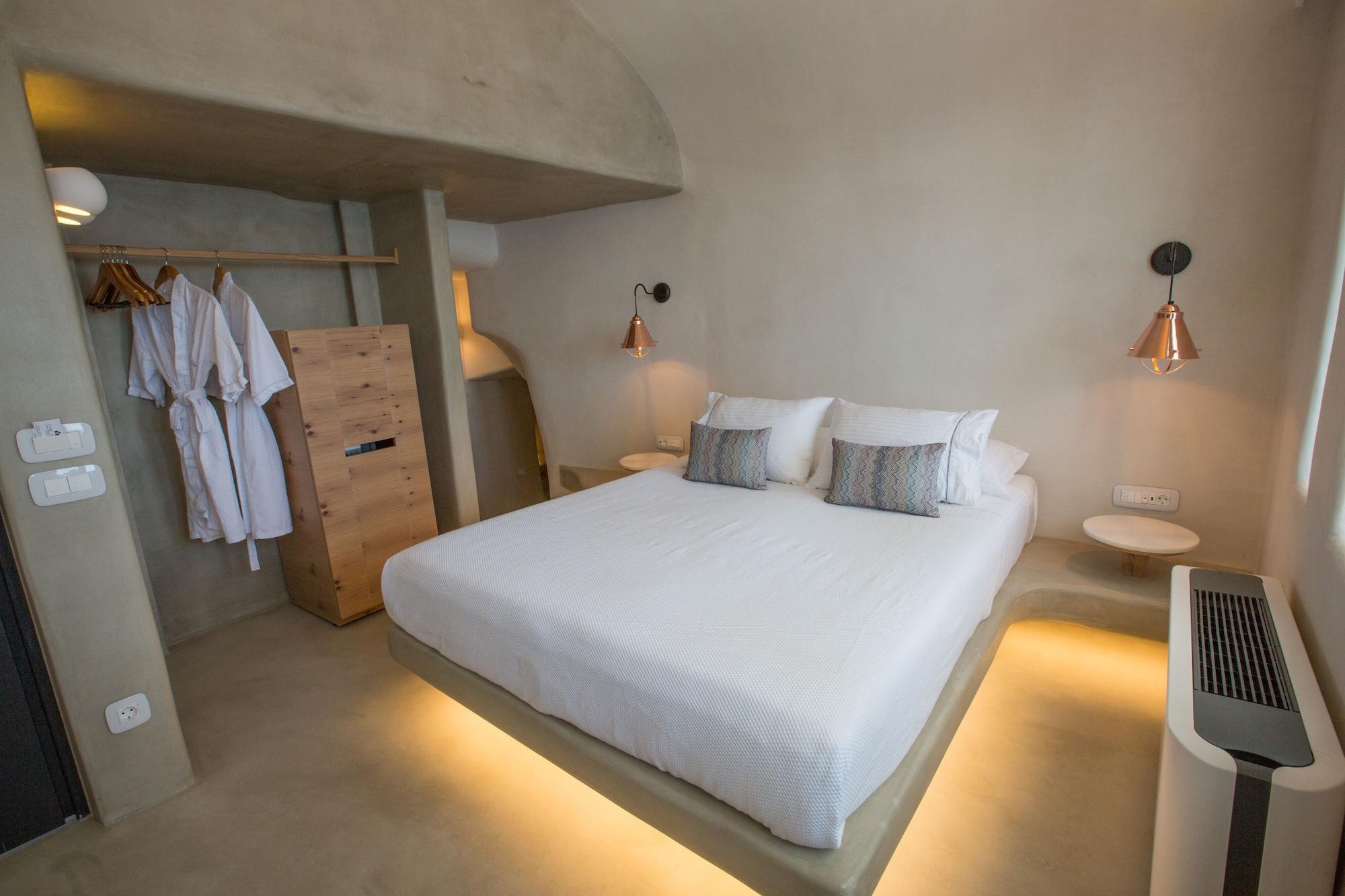 Chic Hotel Santorini Firostefani Exterior photo