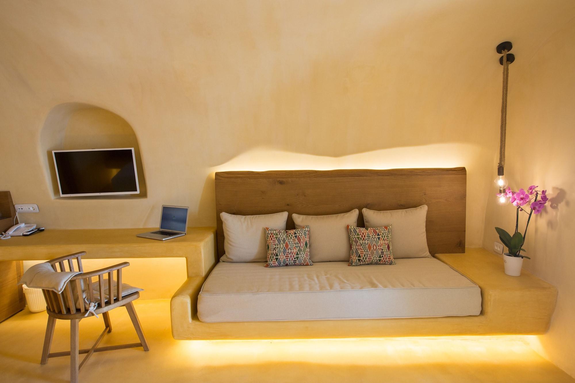 Chic Hotel Santorini Firostefani Exterior photo