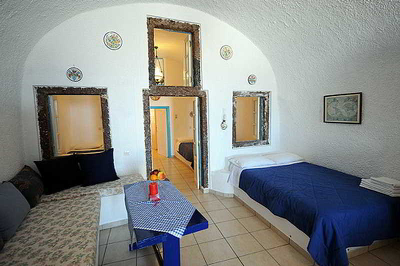 Chic Hotel Santorini Firostefani Exterior photo